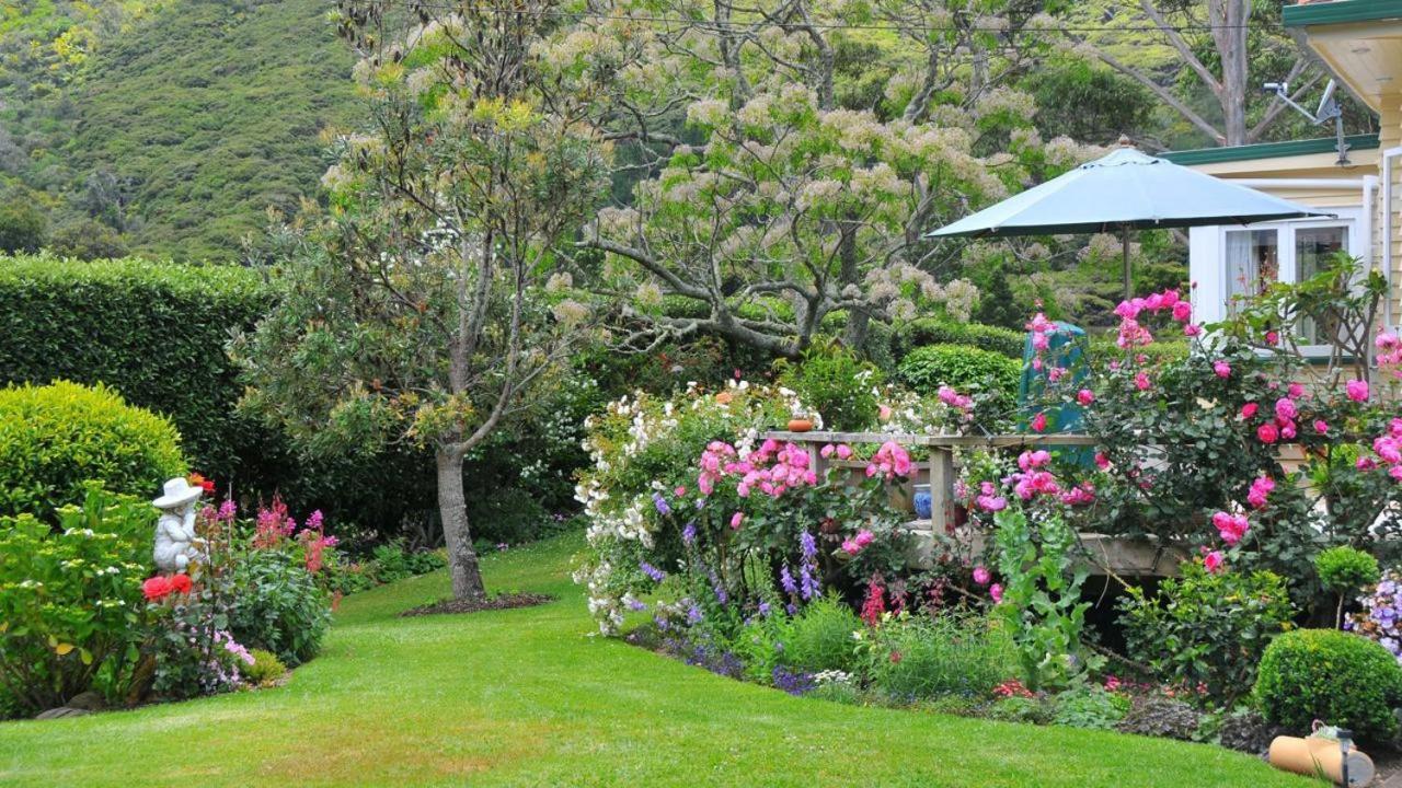 Rose Cottage Tryphena Exterior foto